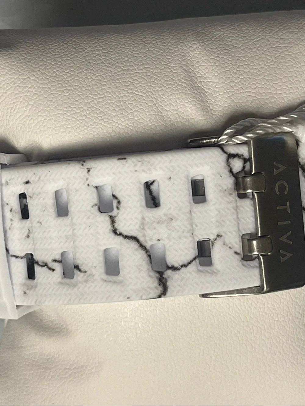 Activa X Invicta Analog Digital Men's Watch - 49mm. Camouflage. White & Black